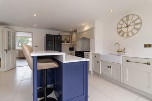 Kitchen- click for photo gallery